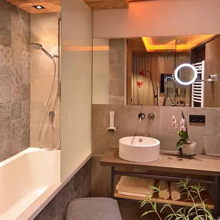 Berghotel Pointenhof 3* Sankt Johann in Tirol